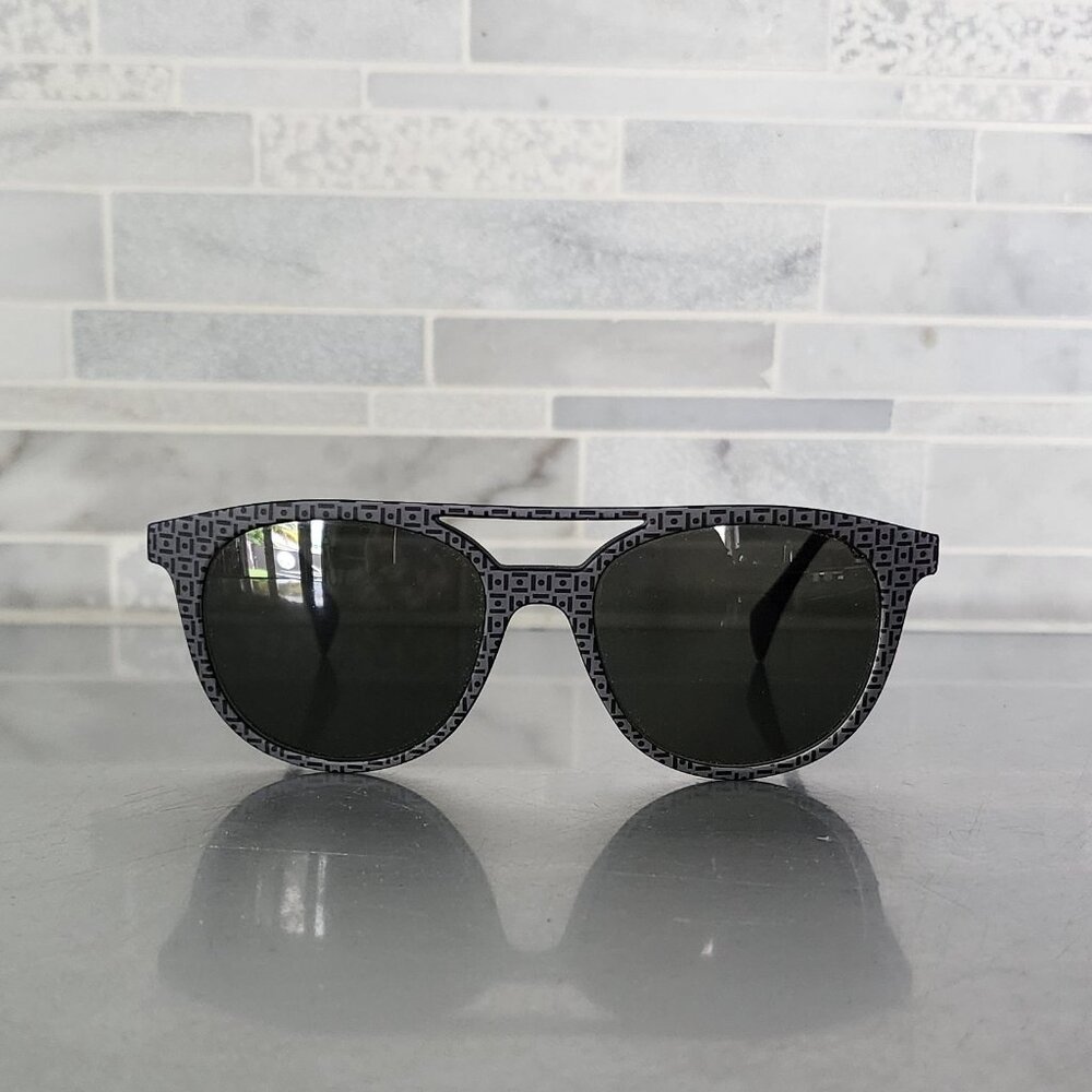 Plastic Frame Sunglasses
